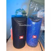 Portable boxpacked JBL speaker