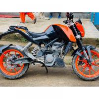 KTM Duke 200