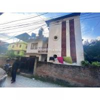 House on sale at Purano Baneshwor