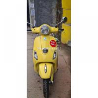 Vespa 125 90 lot 