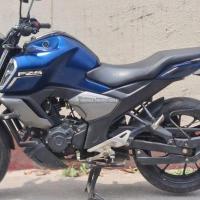 Yamaha FZS