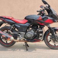 Pulsar 220f